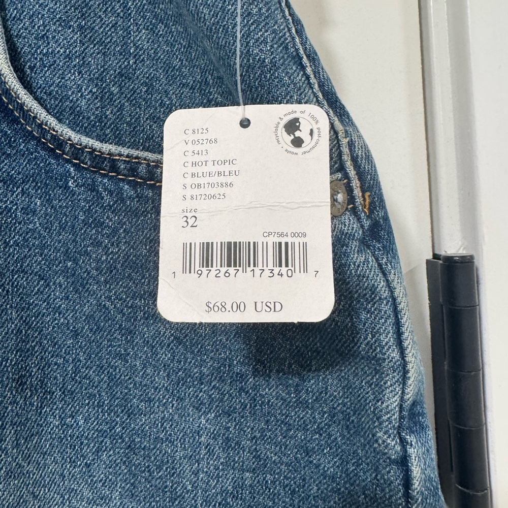 NWT Free People Jean Shorts - Picture 3 of 3